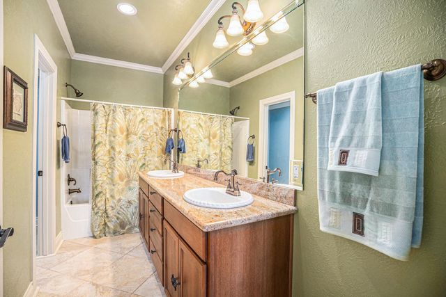 883 Gulf Cedar Drive, Port Bolivar, TX 77650