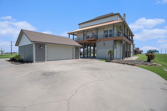 883 Gulf Cedar Drive, Port Bolivar, TX 77650