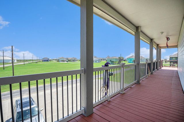 883 Gulf Cedar Drive, Port Bolivar, TX 77650