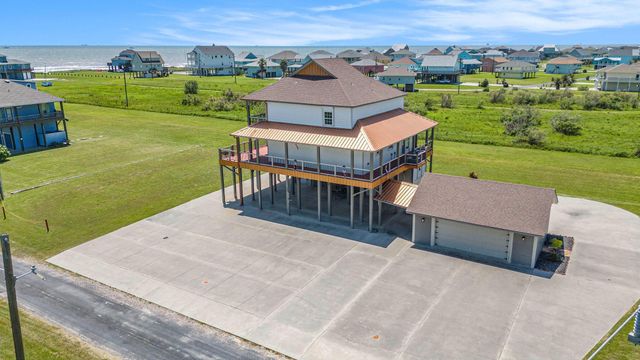 883 Gulf Cedar Drive, Port Bolivar, TX 77650
