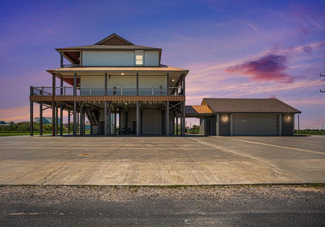 883 Gulf Cedar Drive, Port Bolivar, TX 77650