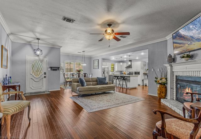 1531 Pickwick Lane, Denton, TX 76209