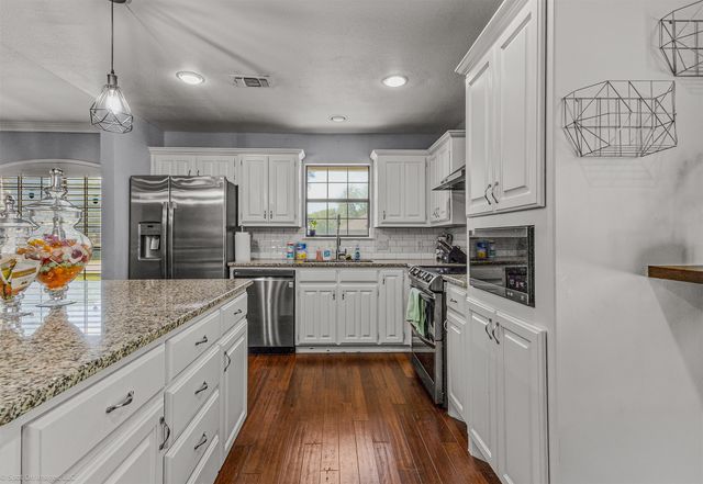 1531 Pickwick Lane, Denton, TX 76209