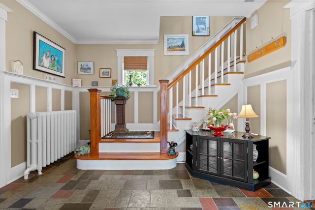 55 Clovelly Road, Stamford, CT 06902