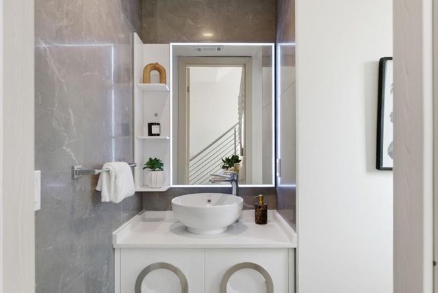 1705 Lawrence Road, Santa Clara, CA 95051