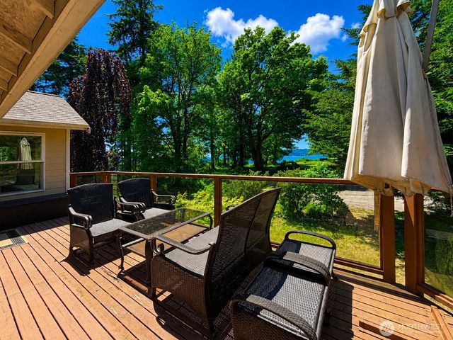 79 G Mukilteo Way, Hat Island, WA 98206
