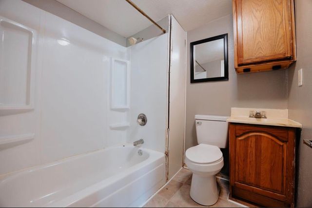 712 N Prospect Avenue, Springfield, MO 65802