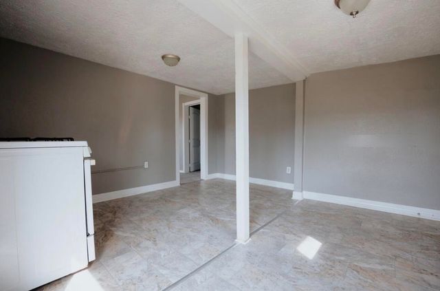 712 N Prospect Avenue, Springfield, MO 65802