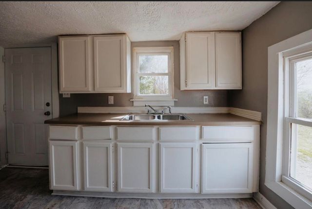 712 N Prospect Avenue, Springfield, MO 65802