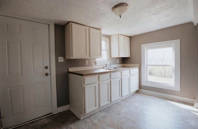 712 N Prospect Avenue, Springfield, MO 65802