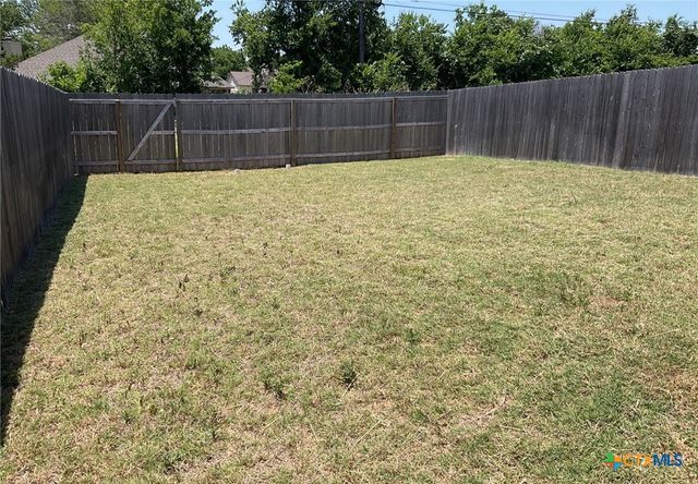 310 Lowes Boulevard, Killeen, TX 76542