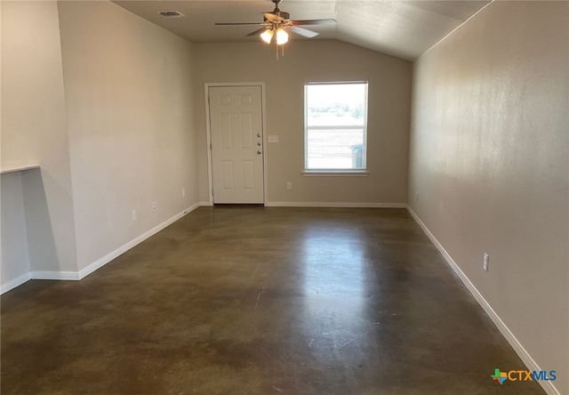 310 Lowes Boulevard, Killeen, TX 76542