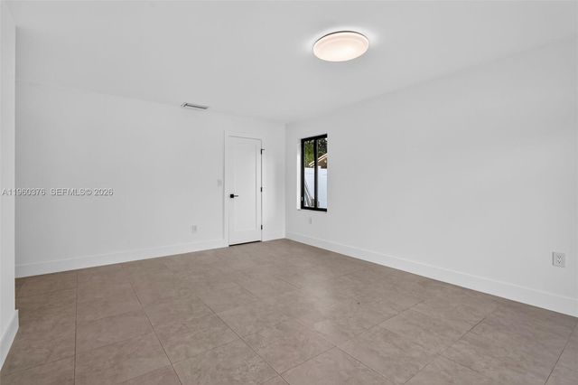 20615 NE 9th Ct, Miami, FL 33179