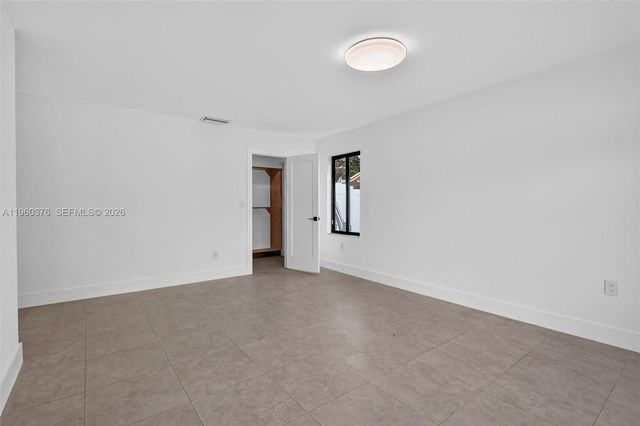 20615 NE 9th Ct, Miami, FL 33179