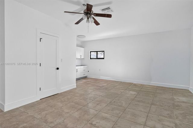 20615 NE 9th Ct, Miami, FL 33179