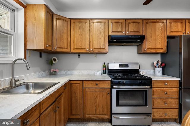 3143 CEDAR ST, Philadelphia, PA 19134