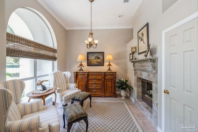 2808 Pga Blvd, Navarre, FL 32566