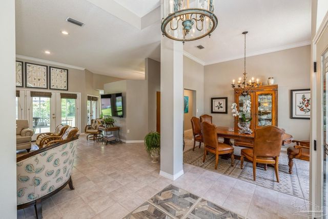 2808 Pga Blvd, Navarre, FL 32566