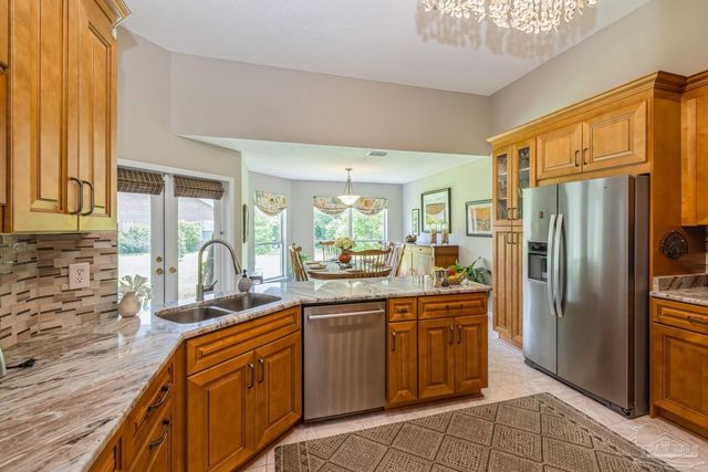 2808 Pga Blvd, Navarre, FL 32566