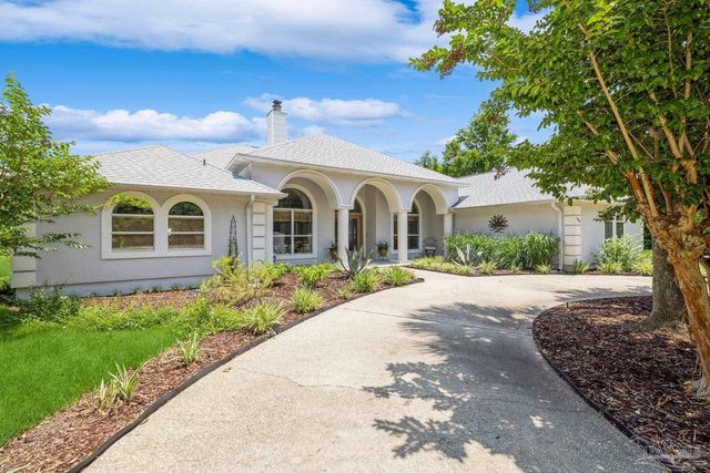 2808 Pga Blvd, Navarre, FL 32566