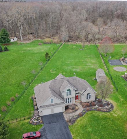 57 Winding Country Lane, Parma, NY 14559