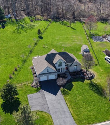 57 Winding Country Lane, Parma, NY 14559