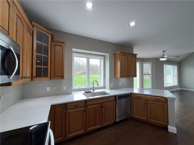 57 Winding Country Lane, Parma, NY 14559