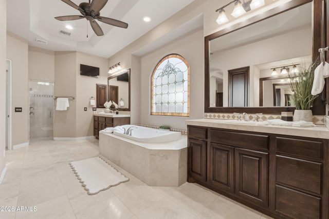 5751 S WILSON Drive, Chandler, AZ 85249