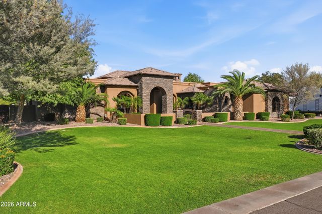 5751 S WILSON Drive, Chandler, AZ 85249