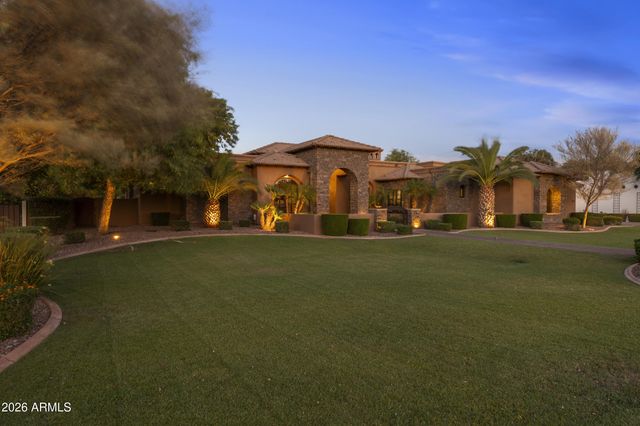 5751 S WILSON Drive, Chandler, AZ 85249