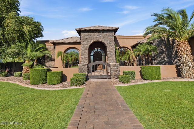 5751 S WILSON Drive, Chandler, AZ 85249