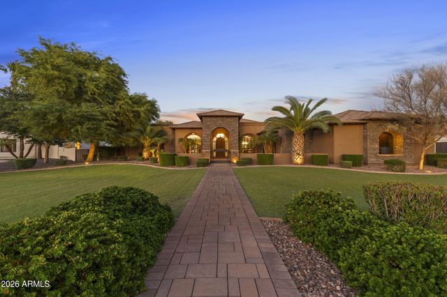5751 S WILSON Drive, Chandler, AZ 85249