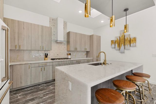 4456 Corrales Road, Corrales, NM 87048