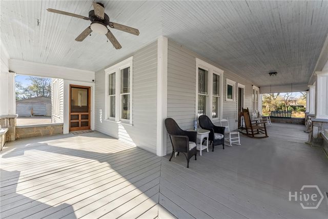 670 S Railroad Avenue, Carlton, GA 30627