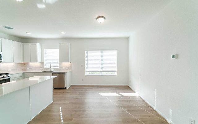 337 Yosemite DR, Kyle, TX 78640