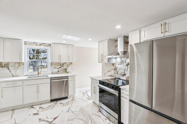 101 Souhegan Street, Milford, NH 03055