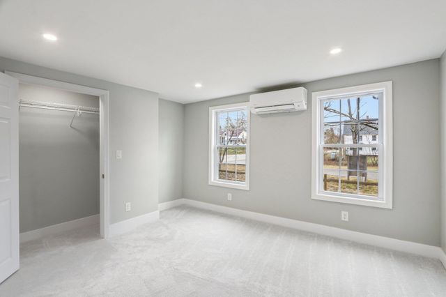 101 Souhegan Street, Milford, NH 03055