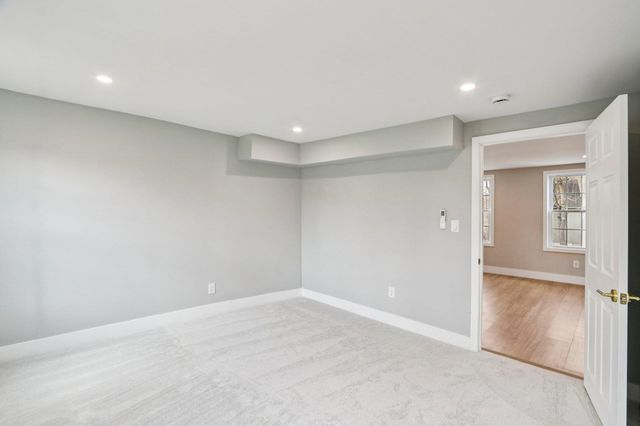 101 Souhegan Street, Milford, NH 03055