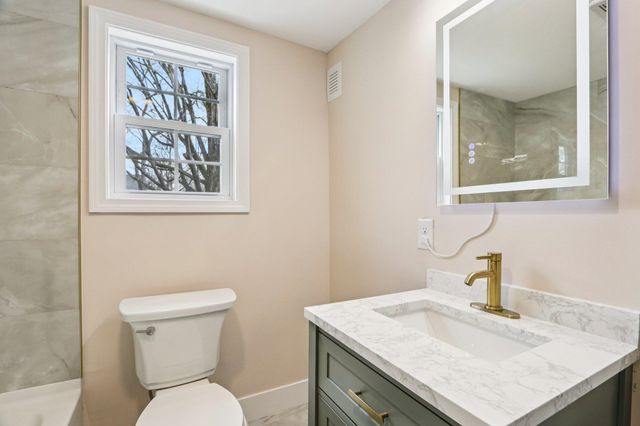 101 Souhegan Street, Milford, NH 03055