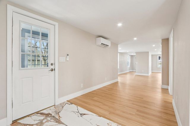 101 Souhegan Street, Milford, NH 03055