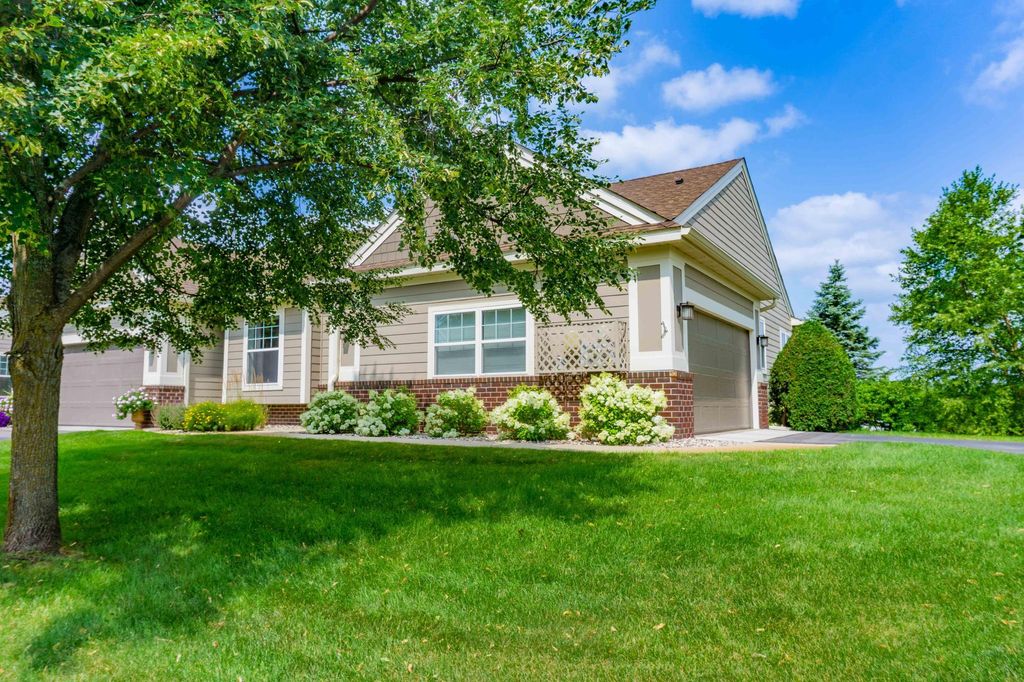 988 Daylily Drive, Victoria, MN 55386 — photo 2