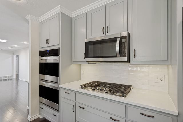1905 Dakar Road W, Fort Worth, TX 76116