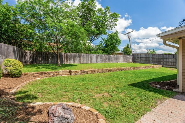 1905 Dakar Road W, Fort Worth, TX 76116