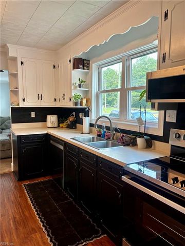 1560 Whaleyville BLVD, Suffolk, VA 23434