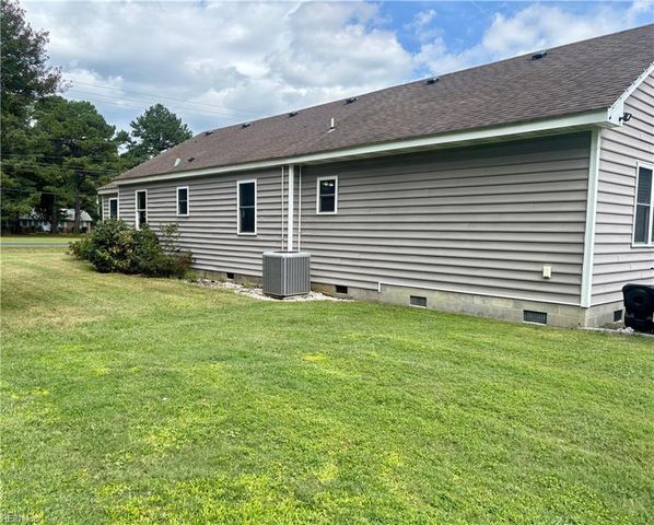 1560 Whaleyville BLVD, Suffolk, VA 23434