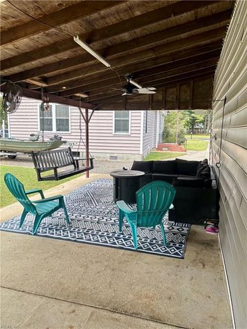 1560 Whaleyville BLVD, Suffolk, VA 23434