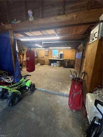 1560 Whaleyville BLVD, Suffolk, VA 23434