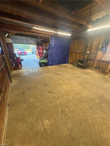1560 Whaleyville BLVD, Suffolk, VA 23434