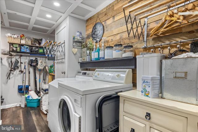 7914 LEEDS DR, Pasadena, MD 21122