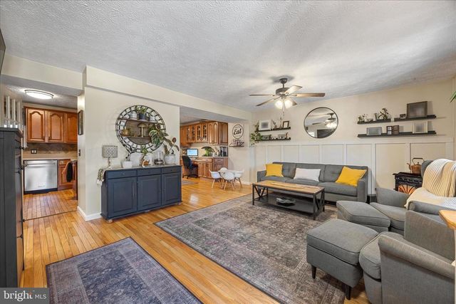 7914 LEEDS DR, Pasadena, MD 21122